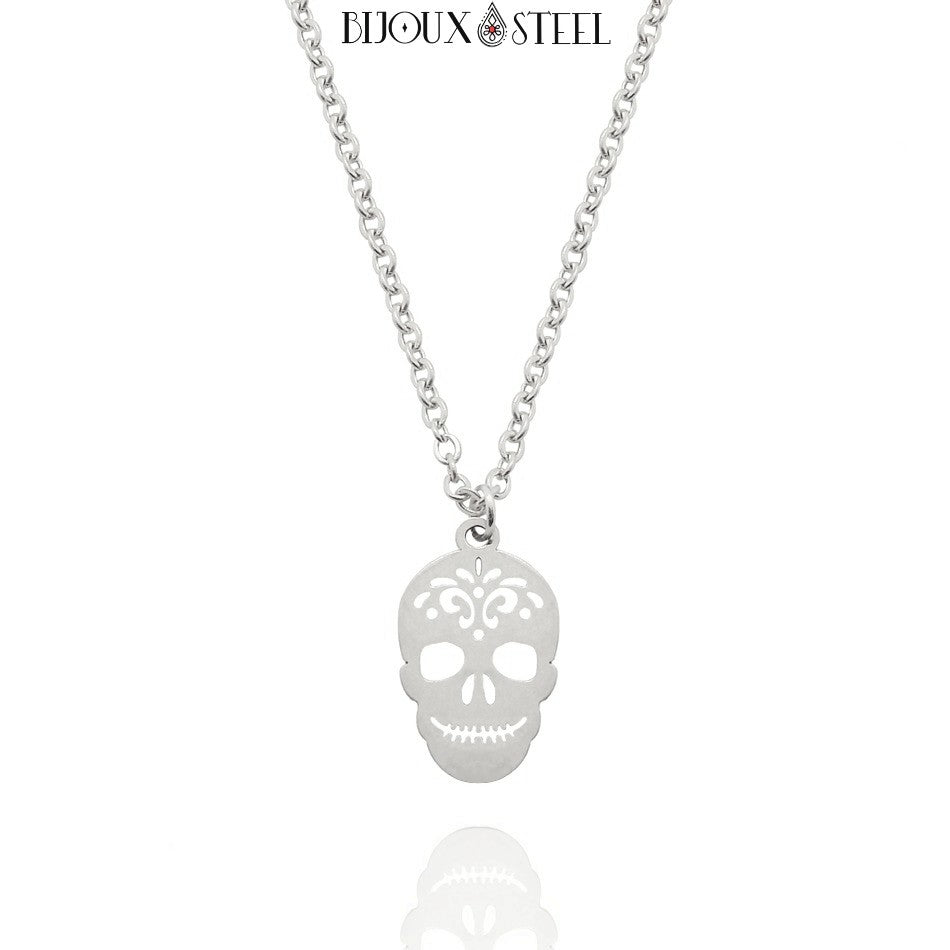 Collier pendentif tête de mort acier motif santa muerte yeux rouges Collier pendentif tête de mort acier motif santa muerte yeux rouges