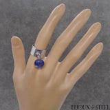Bague large argentée à perle de sodalite en acier chirurgical et pierre naturelle