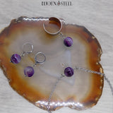 Boucles d'oreilles créoles et bijoux femmes argentés en pierre d'agate violette teintée et acier inoxydable