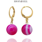 Boucles d'oreilles créoles dorées à perles d'agate magenta 10mm en pierre naturelle teintée et acier inoxydable