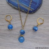 Boucles d'oreilles anneaux créoles et collier doré en perles d'agate bleue et acier inoxydable