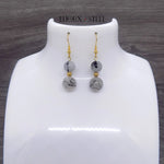 Boucles d'oreilles pendantes deux perles de quartz tourmaline en pierre et acier inoxydable doré