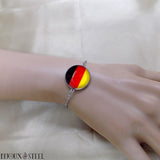 Bracelet drapeau de l'Allemagne sous cabochon en résine et acier inoxydable argenté