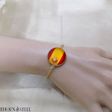 Bracelet drapeau de l'Espagne sous cabochon en résine et acier inoxydable doré