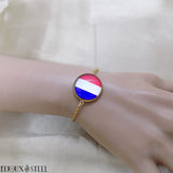 Bracelet drapeau de la France sous cabochon en résine et acier inoxydable doré