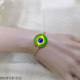 Bracelet drapeau du Brésil sous cabochon en résine et acier inoxydable doré
