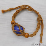 Bracelet tressé brun ajustable et pierre lapis-lazuli