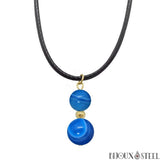 Collier à pendentif doubles perles en agate bleue et doré avec son cordon noir