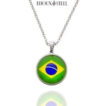 Collier à pendentif drapeau du Brésil argenté en acier inoxydable