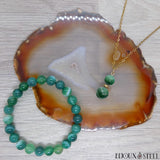 Collier doré et bracelet en agate verte teintée