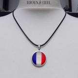 Collier drapeau de la France et son cordon noir ciré