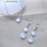 Collier et boucles d'oreilles argentés en perles de sélénite et acier inoxydable