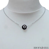Collier ras du cou argenté perle noire et blanche en acrylique mauvais oeil