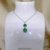 Pendentif en agate verte et sa chaîne en acier inoxydable argenté