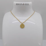 Pendentif médaille lettre personnalisée dorée en acier 