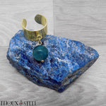 Bague large dorée réglable à pendentif perle d'apatite bleue en pierre naturelle