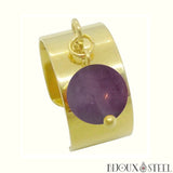 Bague large pampille dorée ajustable à perle de fluorine violette
