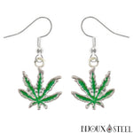 Boucles d'oreilles pendantes à feuilles de cannabis vertes