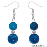 Boucles d'oreilles argentées double perle d'agate bleue en pierre naturelle teintée et acier chirurgical