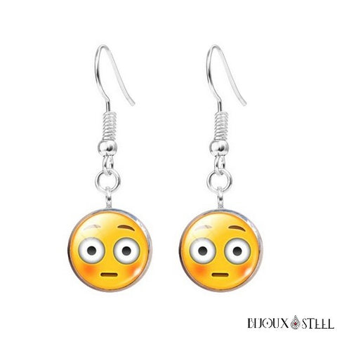 Boucles d'oreilles pendantes à Emoji choqué