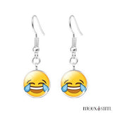 Boucles d'oreilles pendantes à Emoji mort de rire