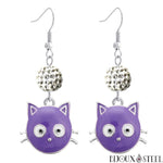 Boucles d'oreilles pendantes shamballa blanc cristal à boutons pressions têtes de chats violettes