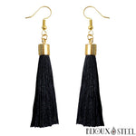 Boucles d'oreilles pompons noirs pendants et crochets dorés