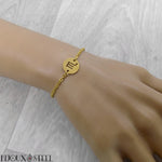 Bracelet doré signe astrologique du scorpion en acier chirurgical