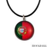 Collier à pendentif drapeau du Portugal sous cabochon