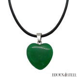 Collier à pendentif coeur en pierre naturelle de jade de Malaisie
