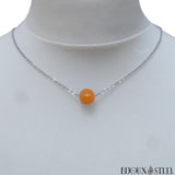 Collier ras du cou à perle d'aventurine orange et sa chaîne argentée en acier inoxydable
