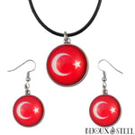 Parure boucles d'oreilles pendantes et collier à drapeau de la Turquie