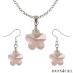 Parure boucles d'oreilles pendantes et collier à pendentif fleurs roses en verre