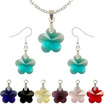 Parures boucles d'oreilles pendantes et colliers à pendentifs fleurs en verre sept couleurs